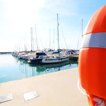 Global Properties, Con Terraza Y Piscina En Canet De Berenguer * Canet d'En Berenguer