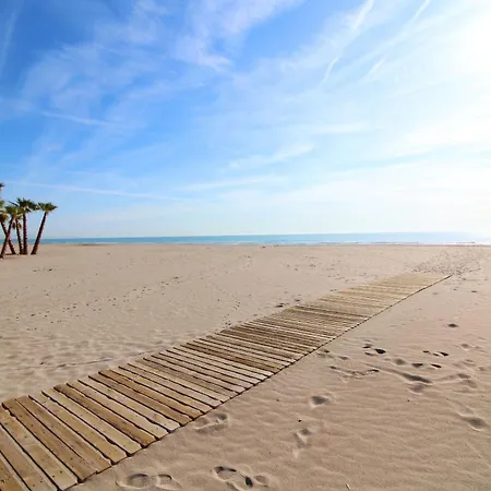 Global Properties, Con Terraza Y Piscina En Canet De Berenguer * Canet d'En Berenguer